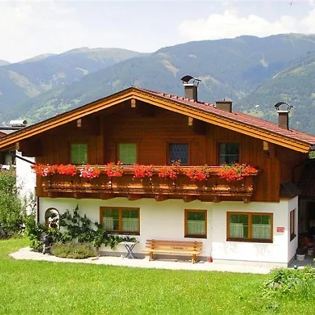 Apartment Mitteregger *